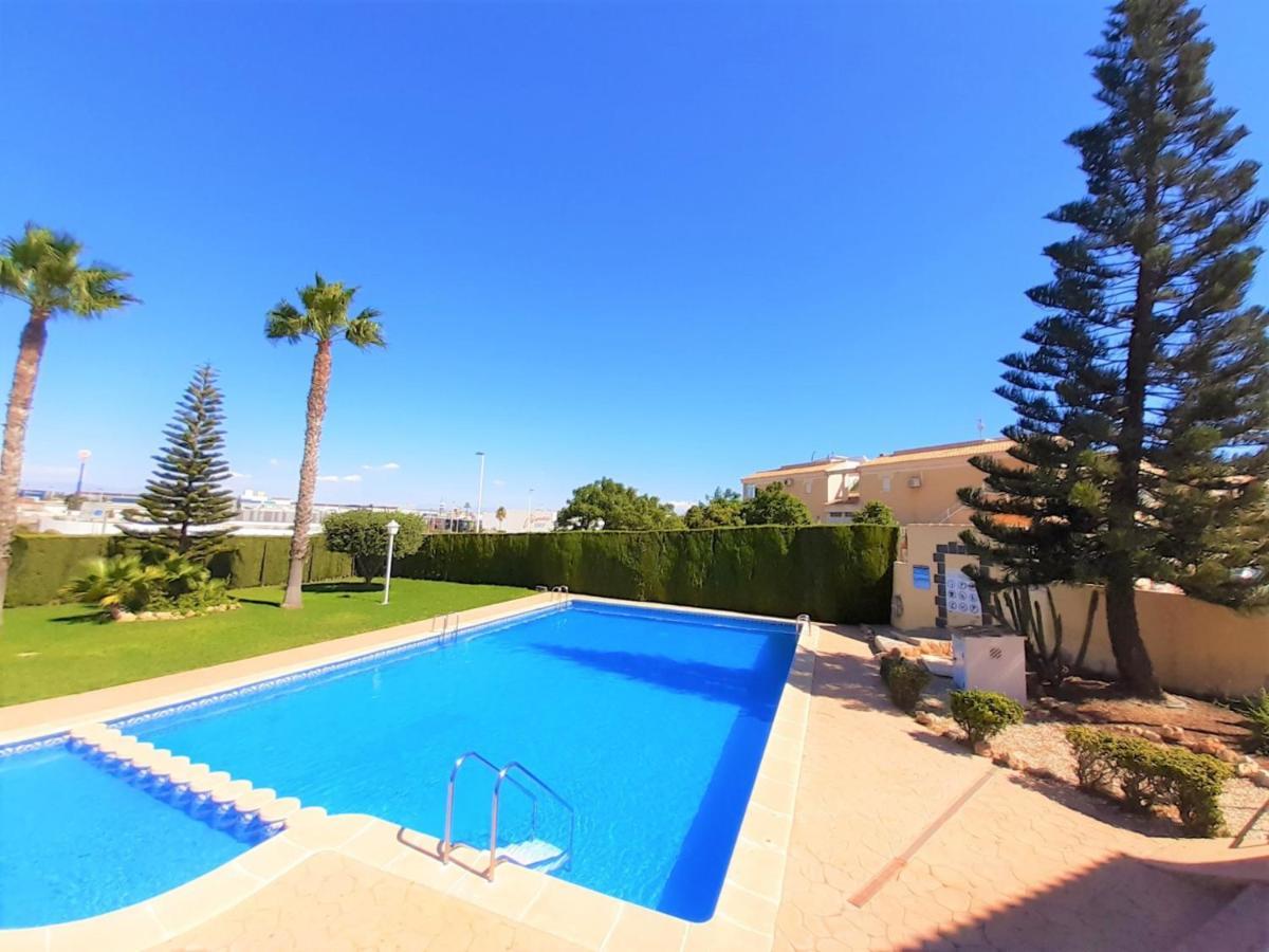 Casa Alegria Apartment With Pool Torrevieja Exterior foto